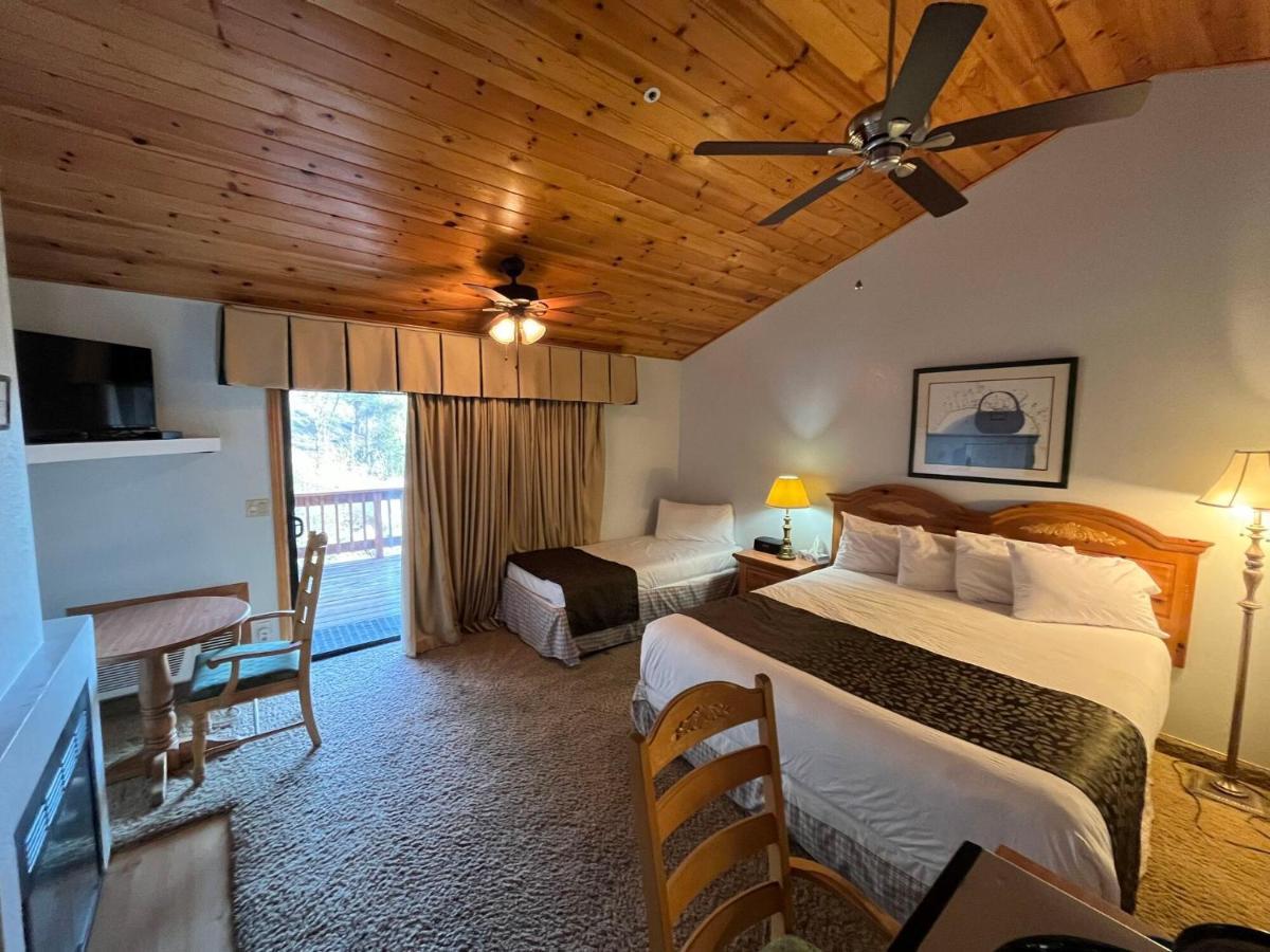 Whispering Pines Lodge Kernville Kültér fotó